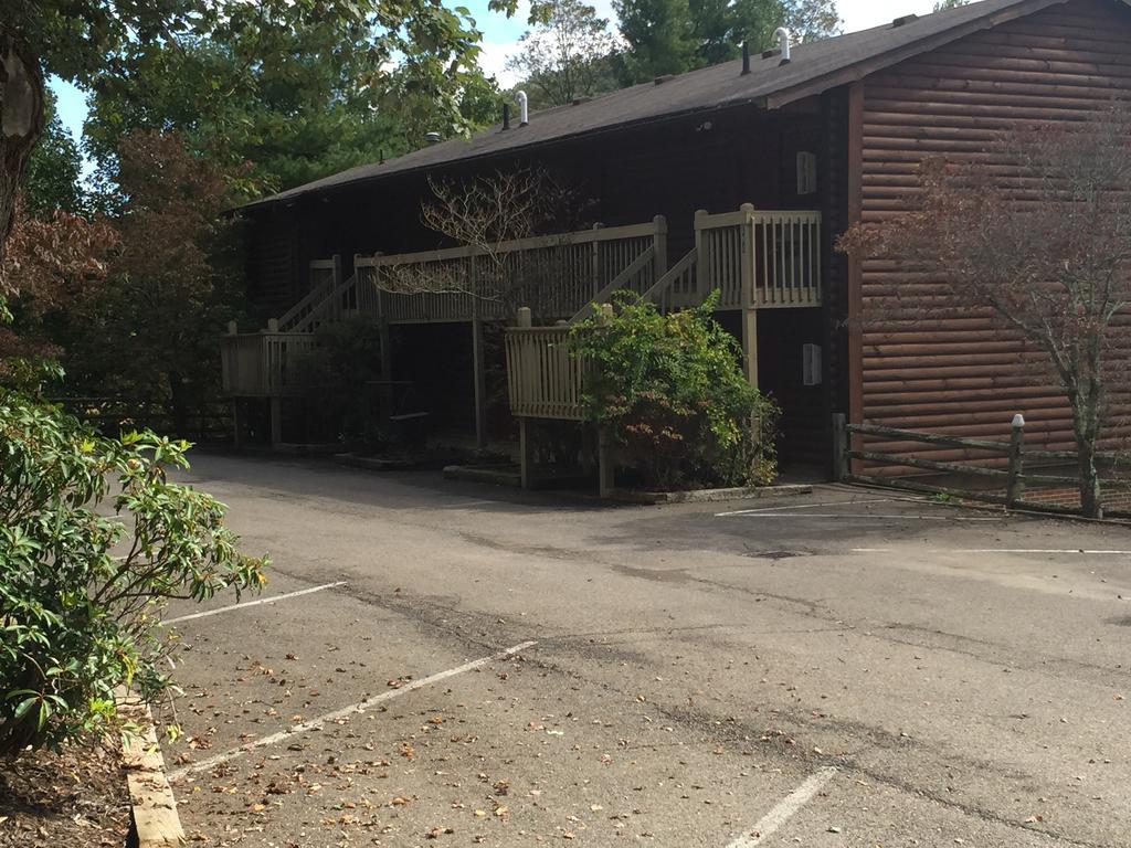 Highland Hills Motel & Cabins Boone Bilik gambar