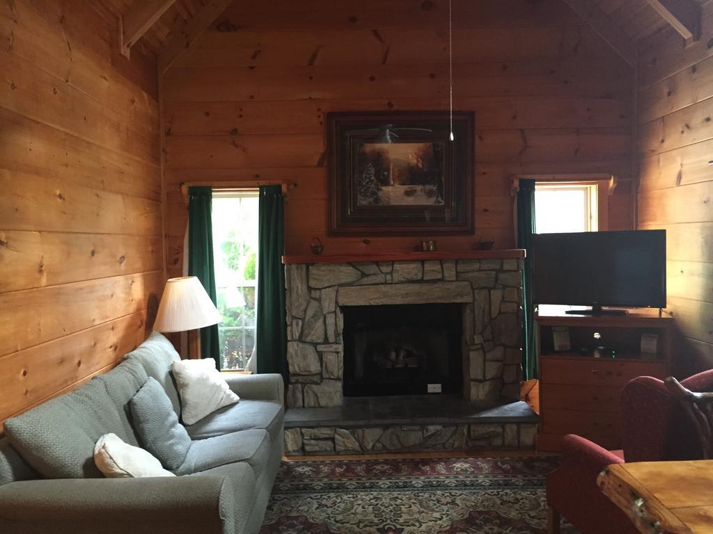 Highland Hills Motel & Cabins Boone Bilik gambar