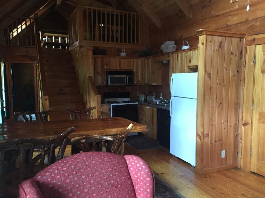 Highland Hills Motel & Cabins Boone Bilik gambar