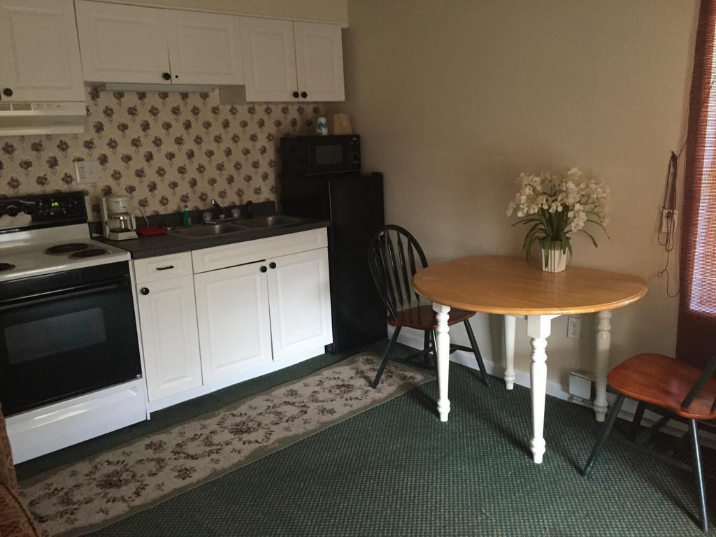 Highland Hills Motel & Cabins Boone Bilik gambar