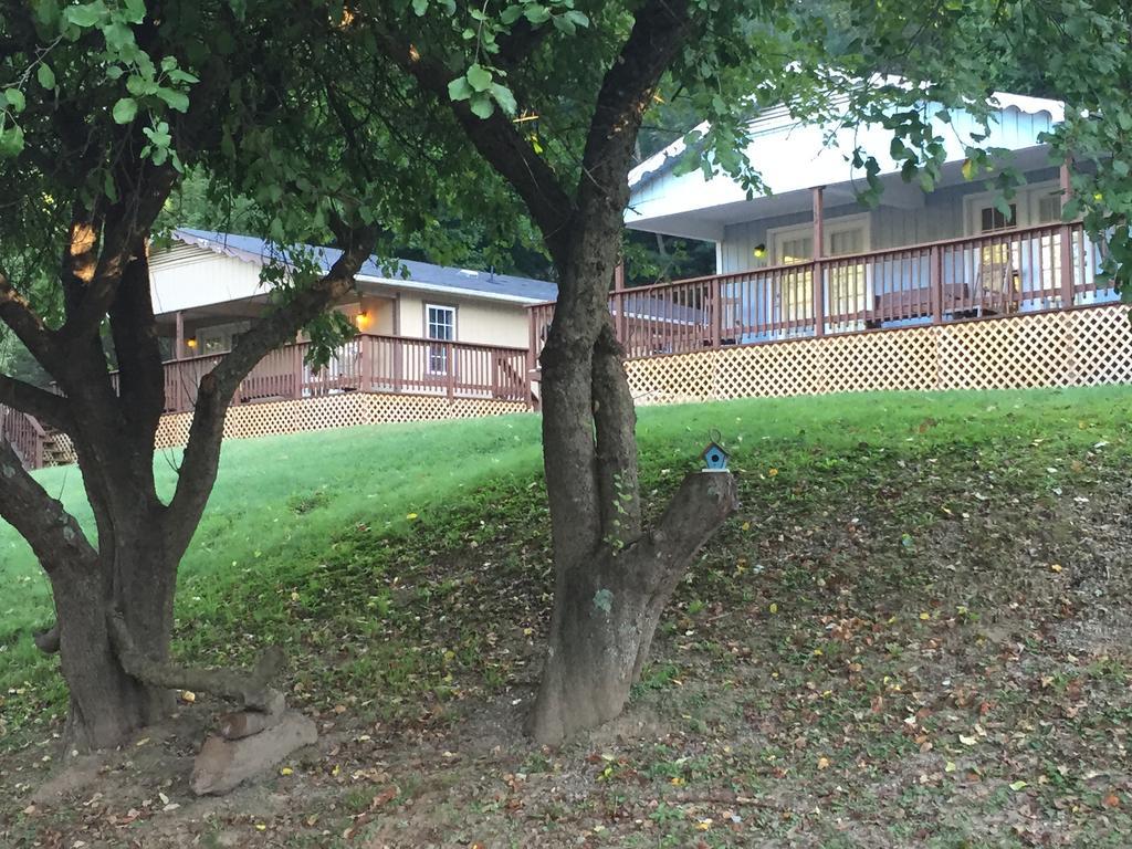 Highland Hills Motel & Cabins Boone Bilik gambar