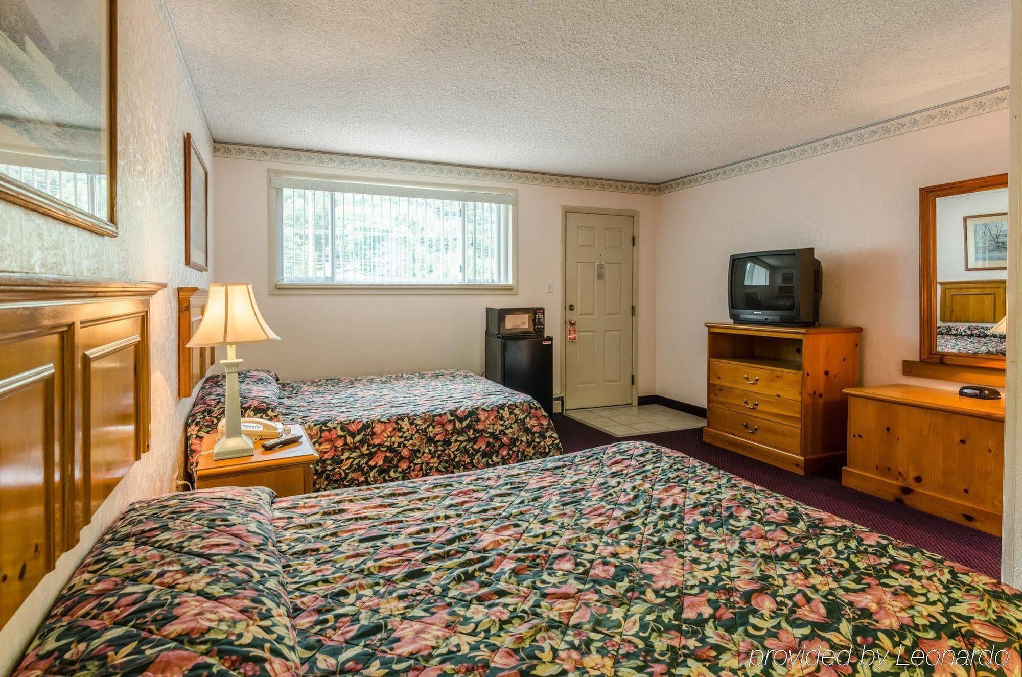 Highland Hills Motel & Cabins Boone Luaran gambar