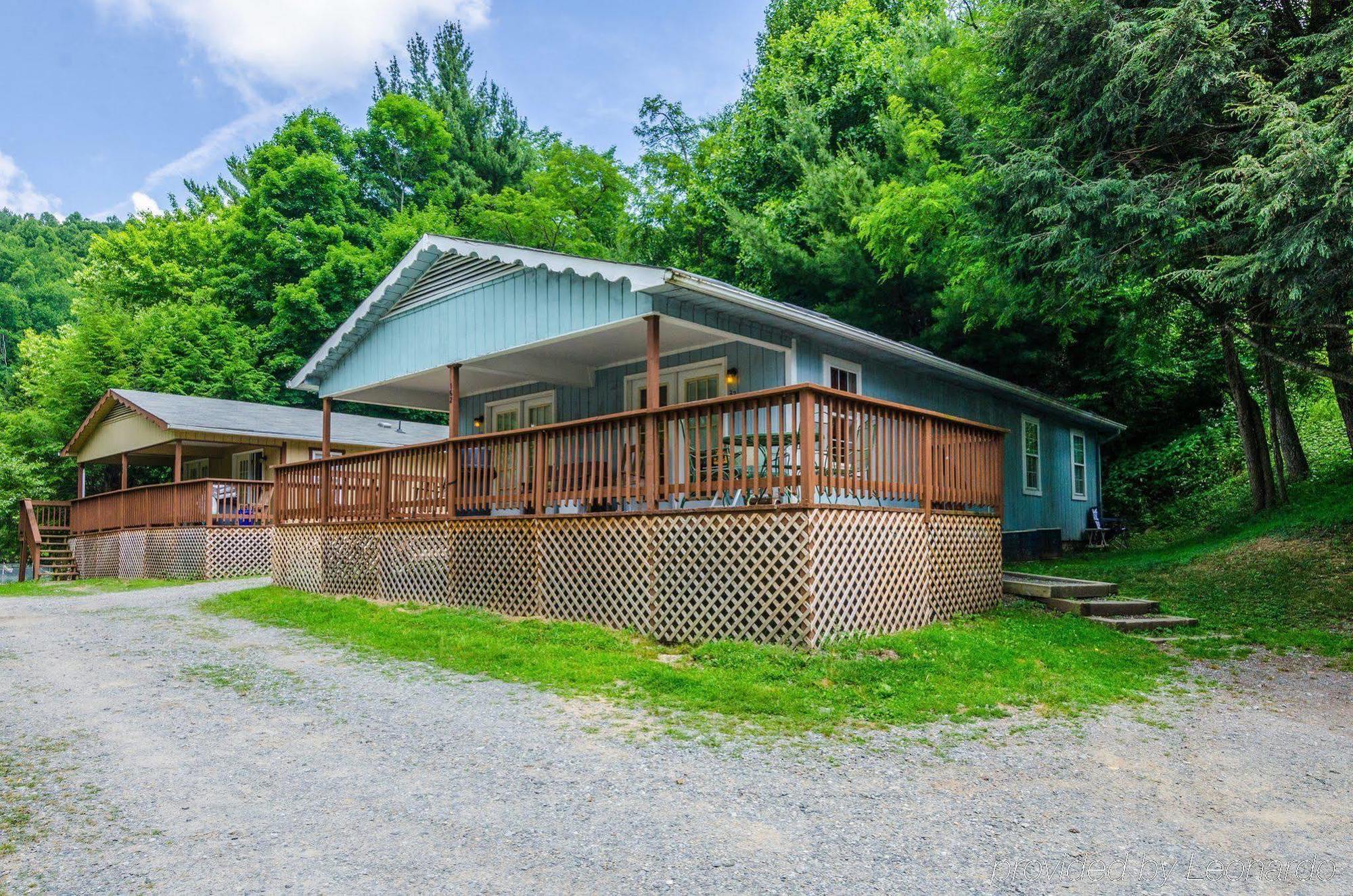 Highland Hills Motel & Cabins Boone Luaran gambar