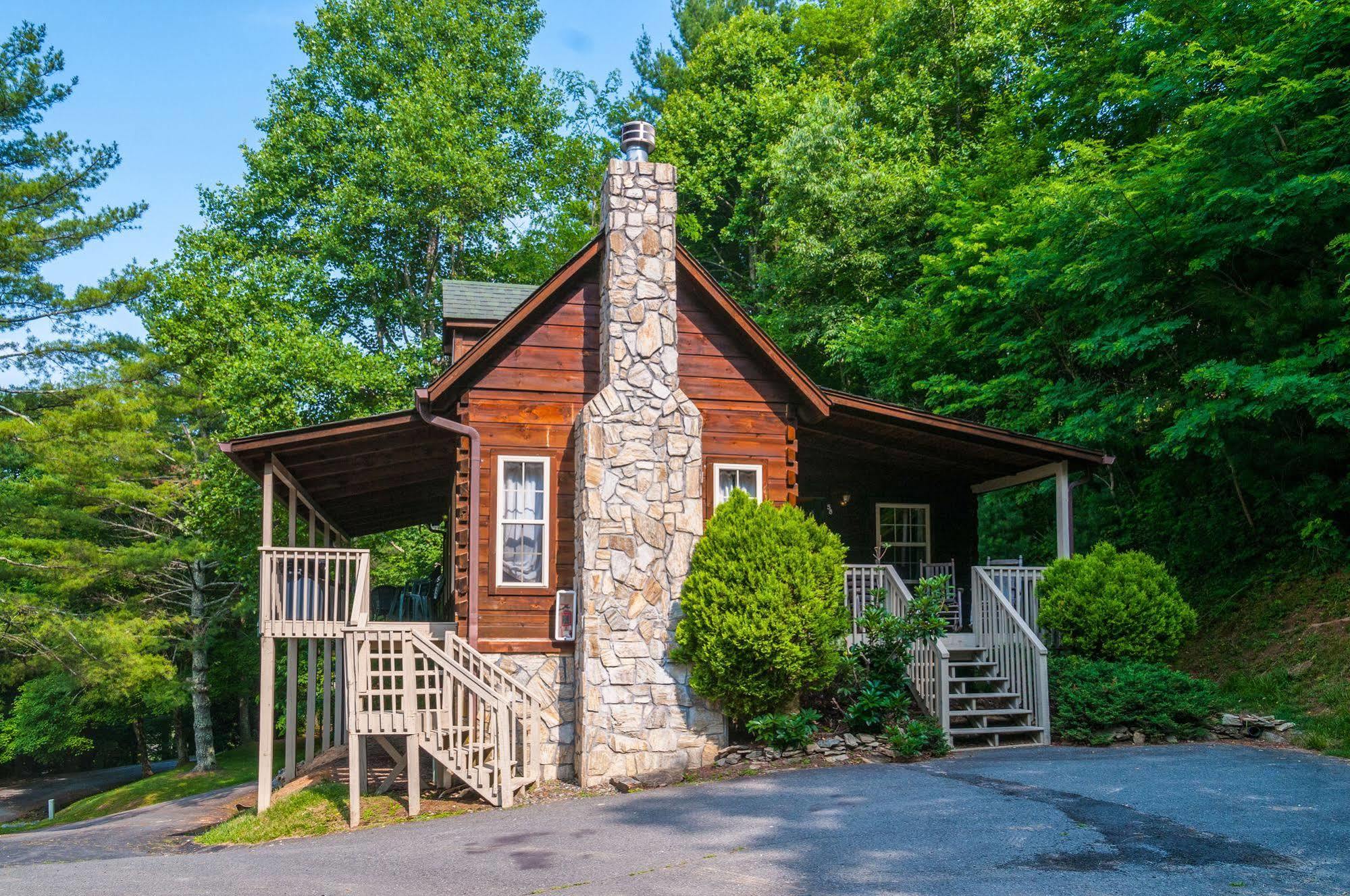Highland Hills Motel & Cabins Boone Luaran gambar